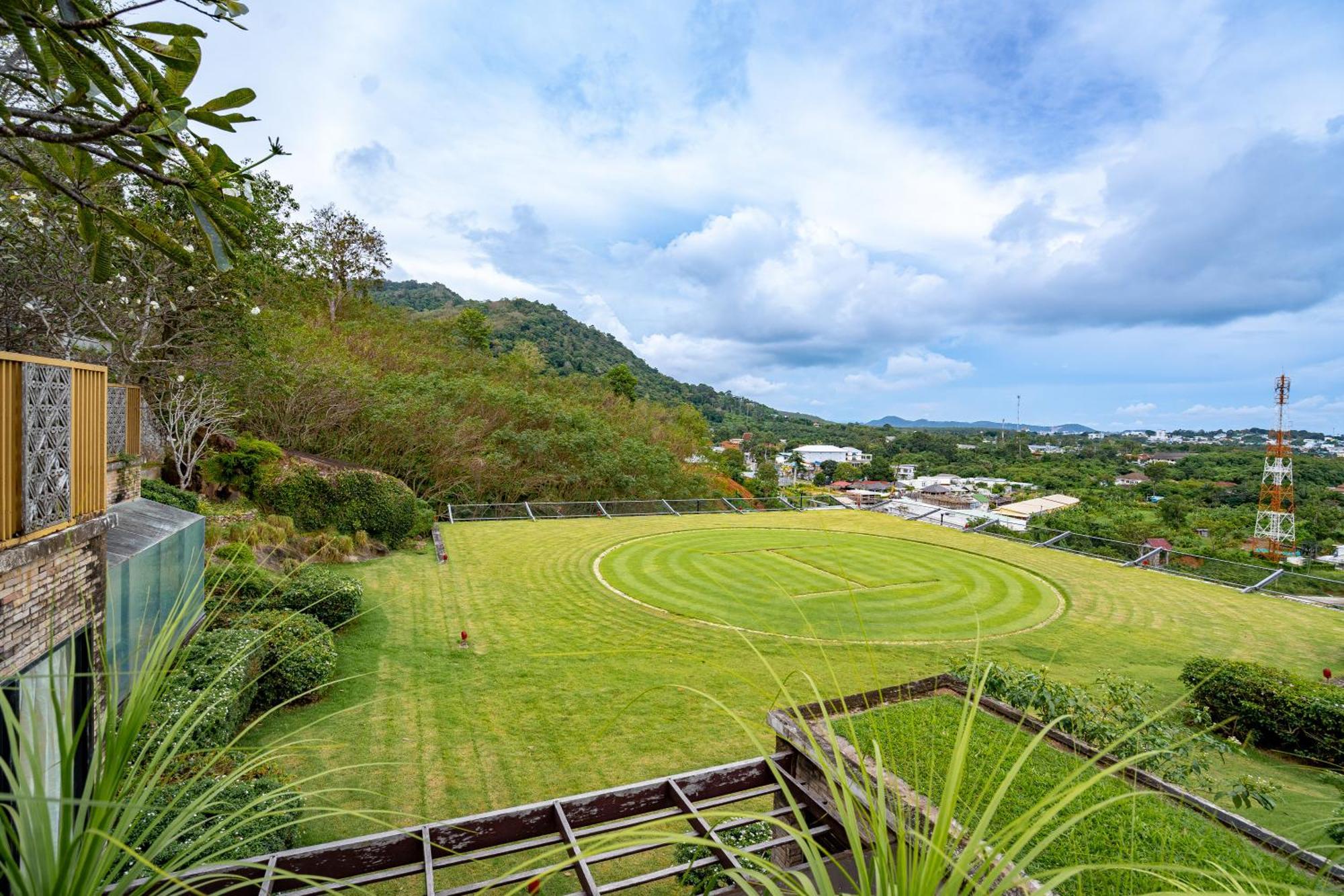 Royal Legacy Private Villa With Private Golf Course Phuket Bagian luar foto