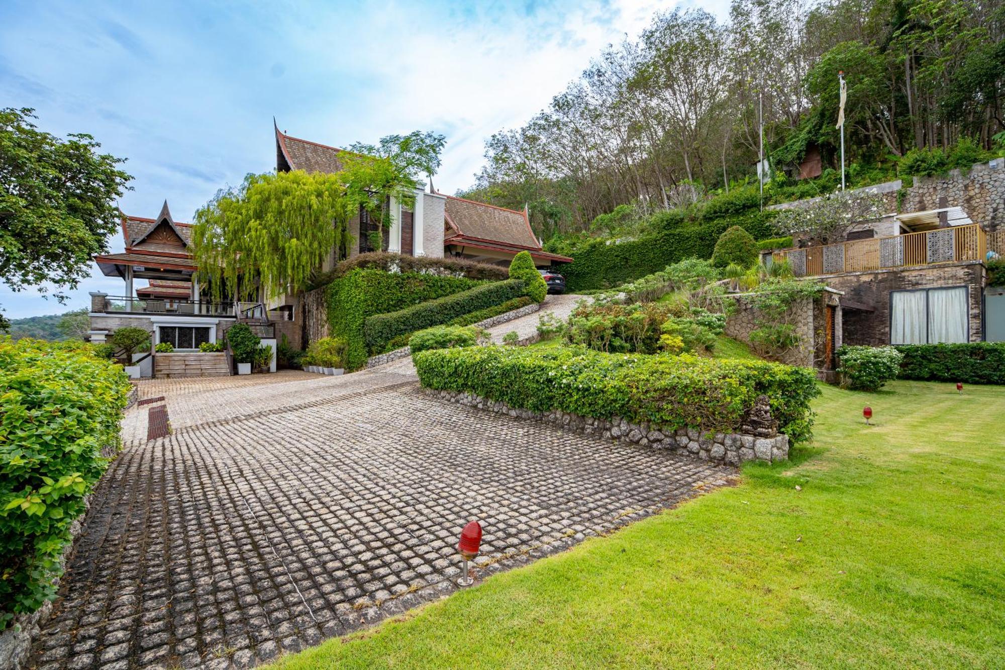 Royal Legacy Private Villa With Private Golf Course Phuket Bagian luar foto