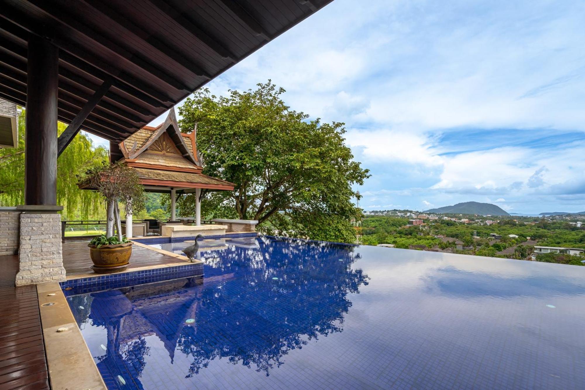Royal Legacy Private Villa With Private Golf Course Phuket Bagian luar foto