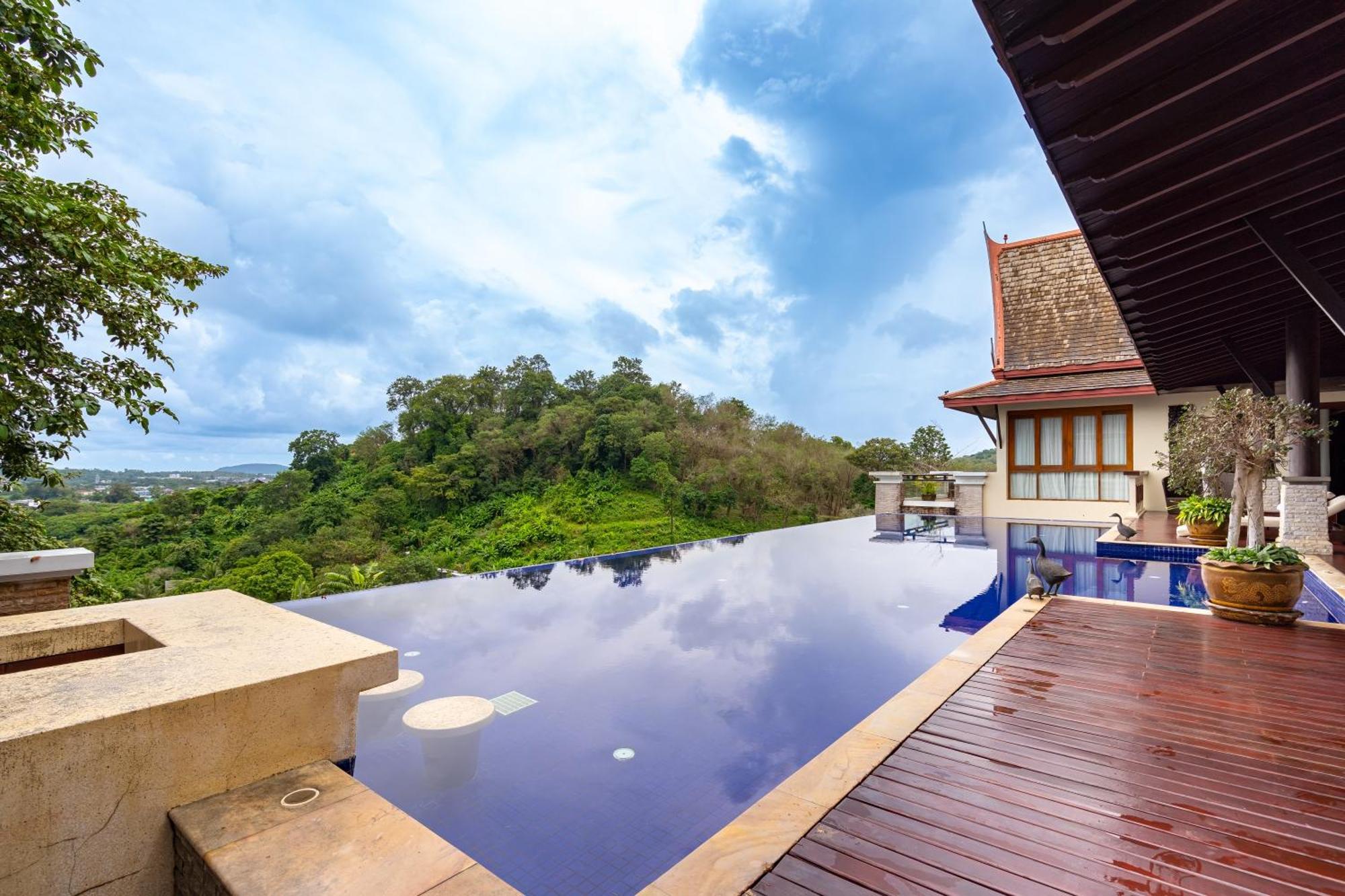 Royal Legacy Private Villa With Private Golf Course Phuket Bagian luar foto
