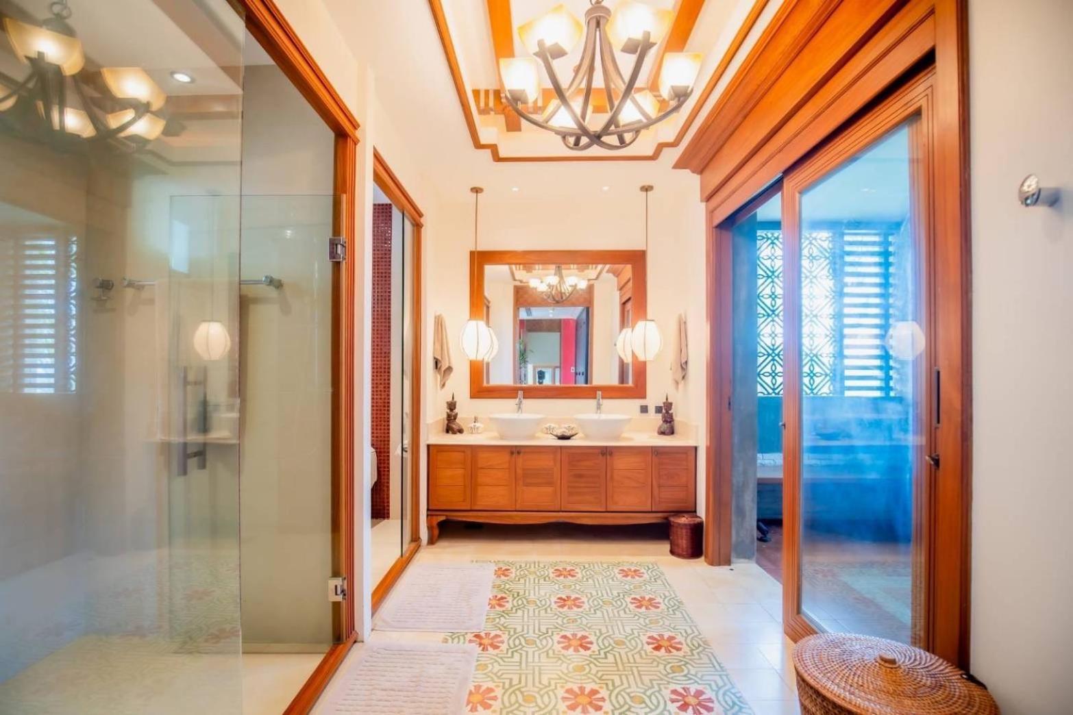 Royal Legacy Private Villa With Private Golf Course Phuket Bagian luar foto