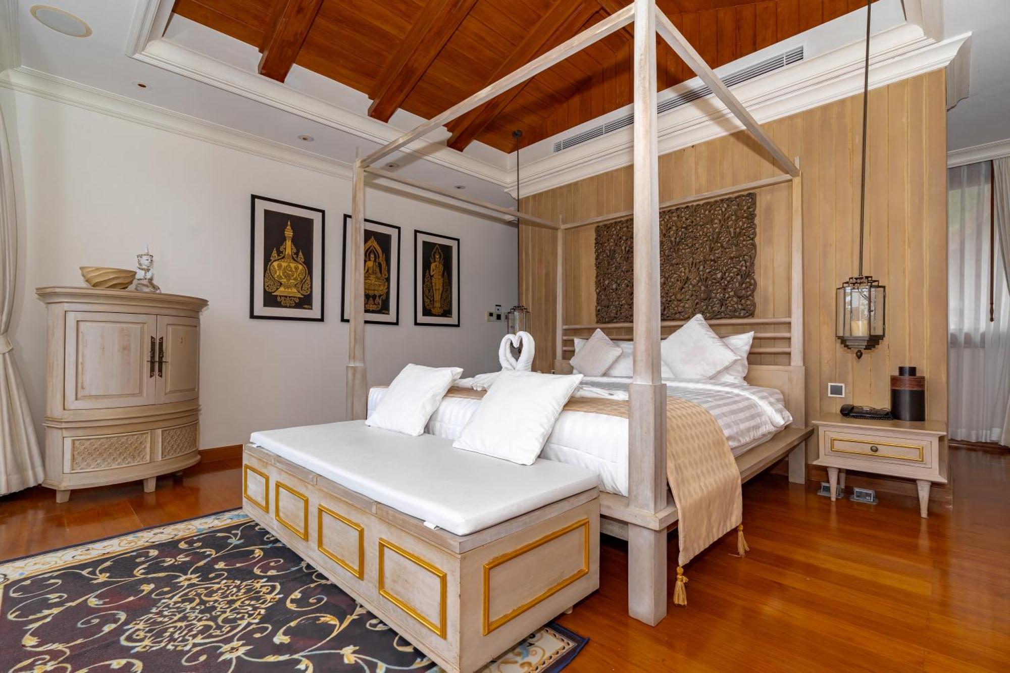 Royal Legacy Private Villa With Private Golf Course Phuket Bagian luar foto
